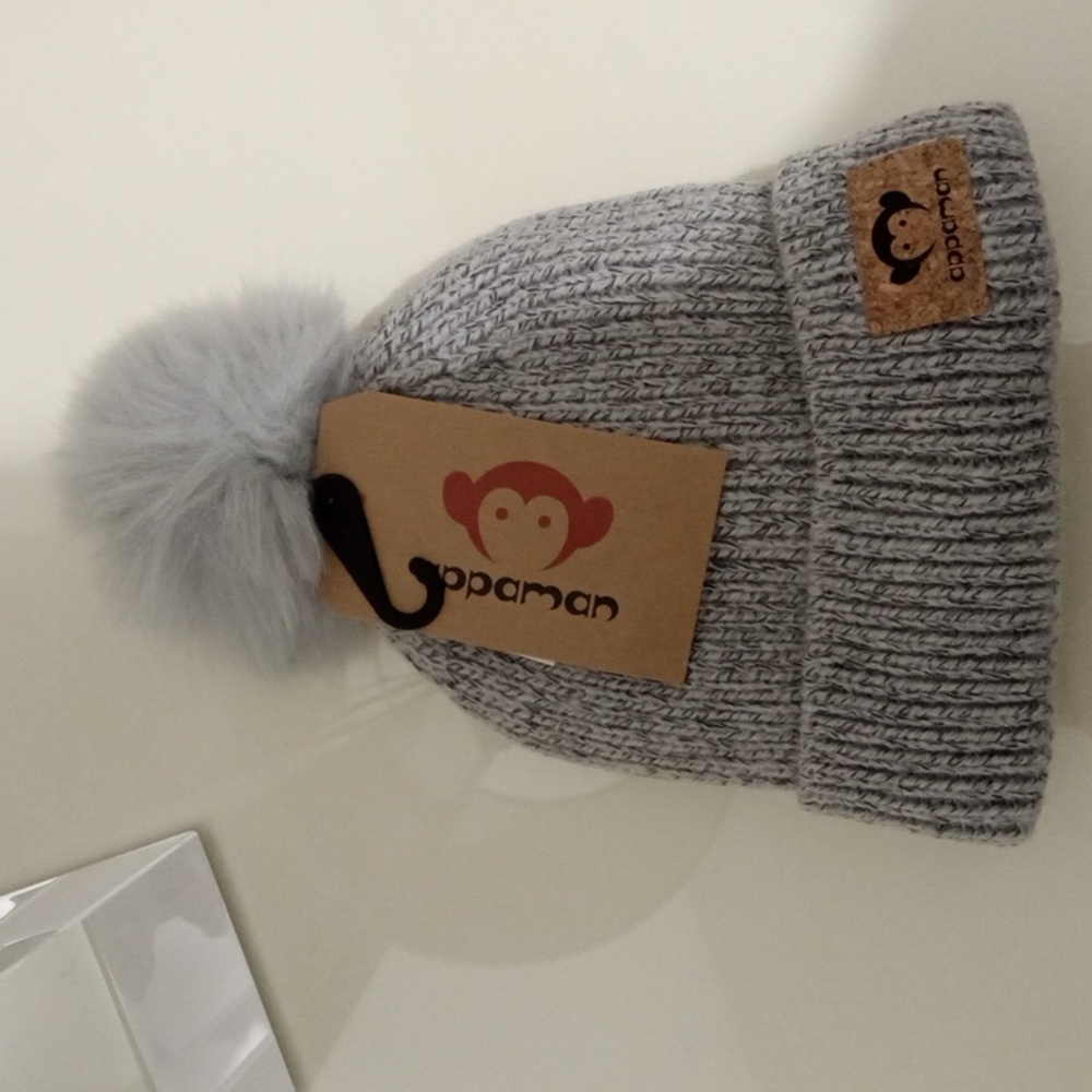 Kids pulldown hat